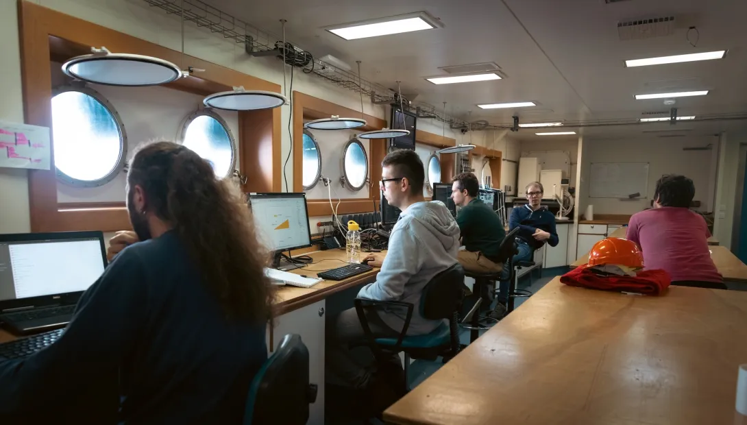 One of RRS Discovery's Many Science Labs